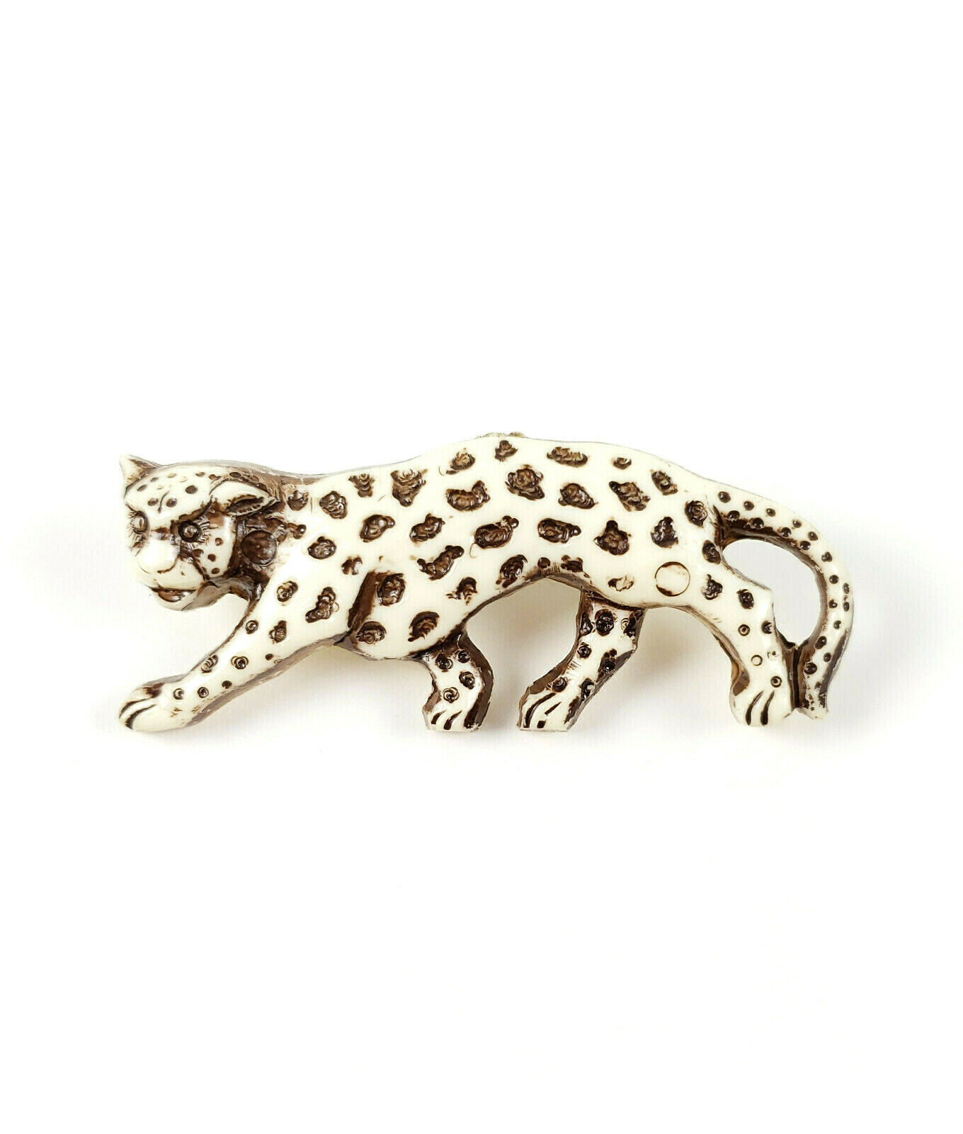 Vintage Prowling Cheetah Brown And White Celluloid Plastic Pin Brooch