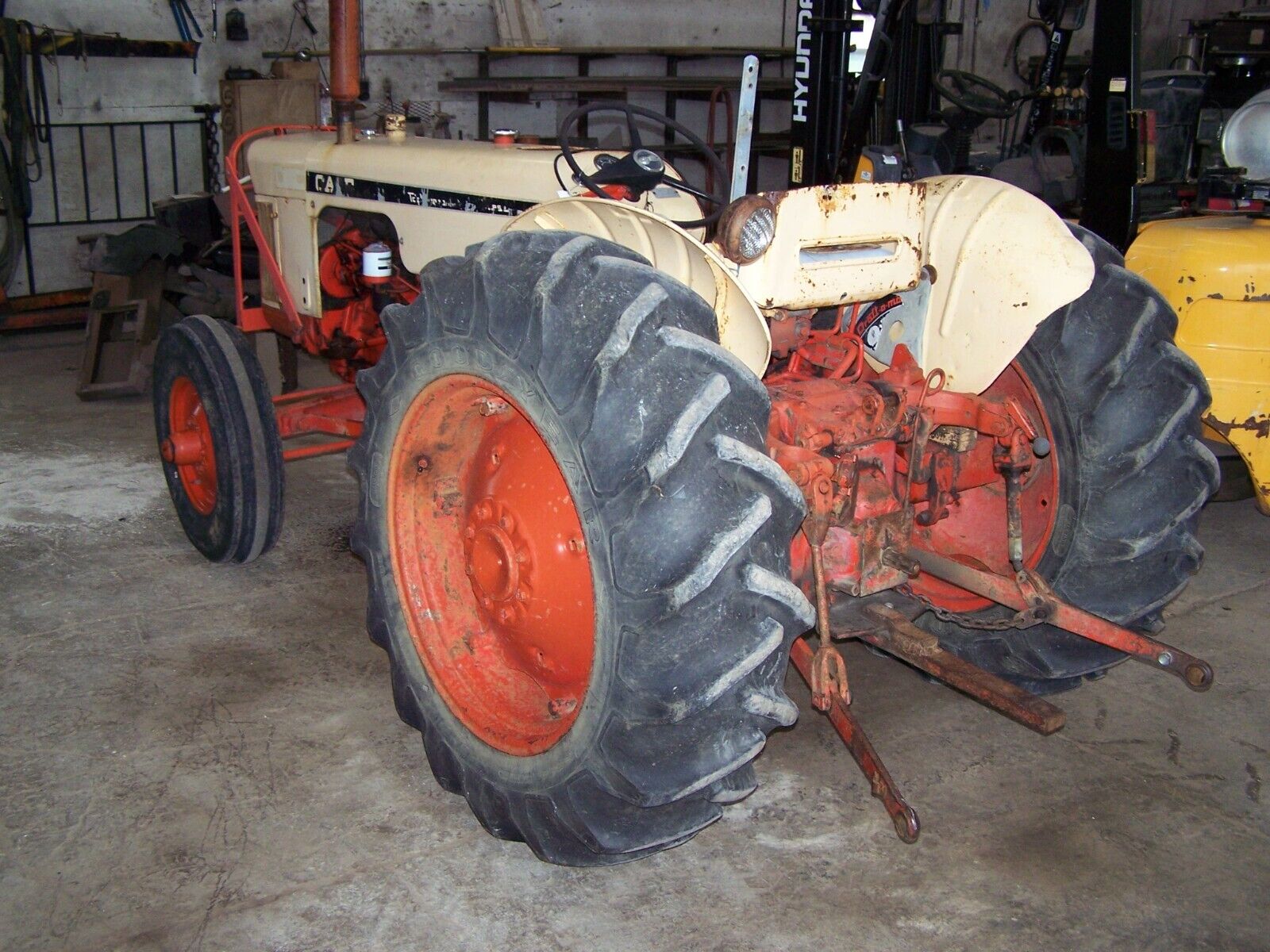 1964 Case 430 Farm Tractor With 3 Point Hitch